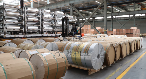 食品 / 医药 / 工业用 8011 铝箔卷 银河28wd上市企业直销 定制报价 + 快速交期